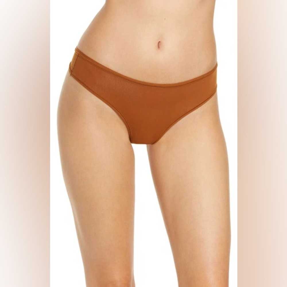 NWT SKIMS fits everybody thong